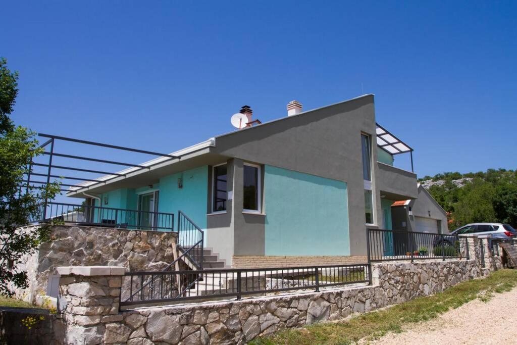 Holiday House Villa Bleu Korusce Esterno foto